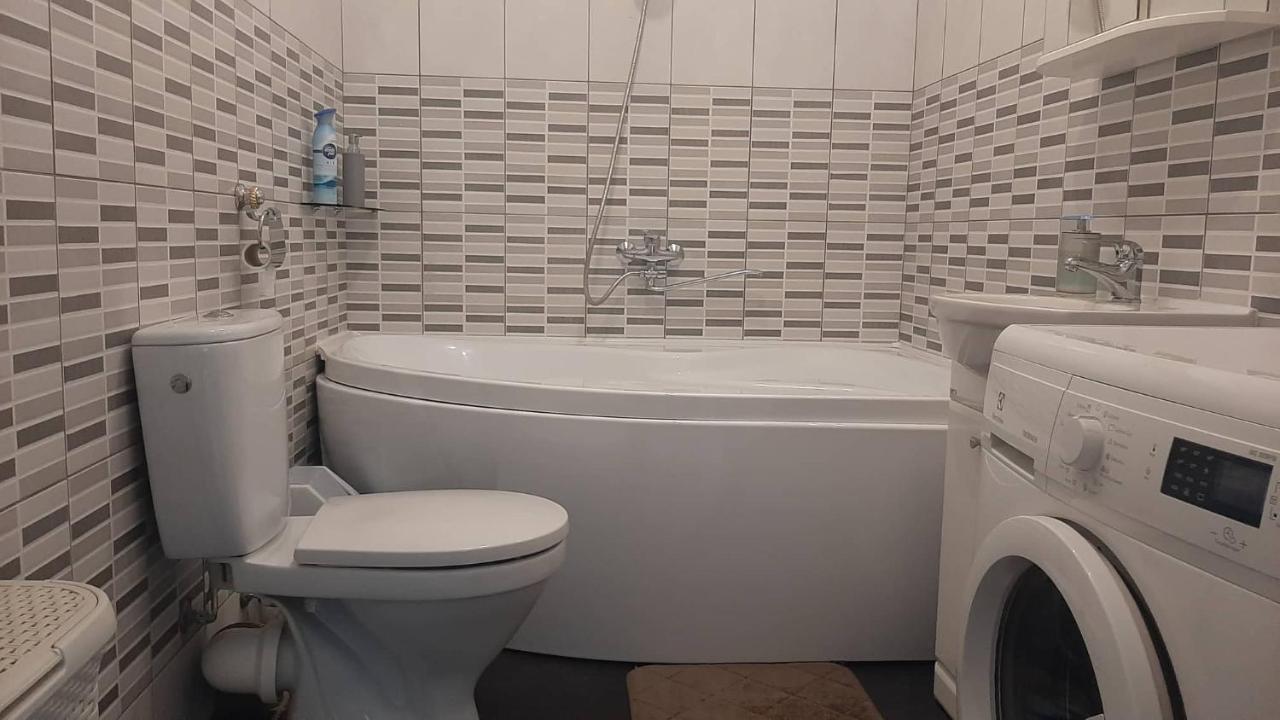 Jaukus Apartamentai Lägenhet Šiauliai Exteriör bild