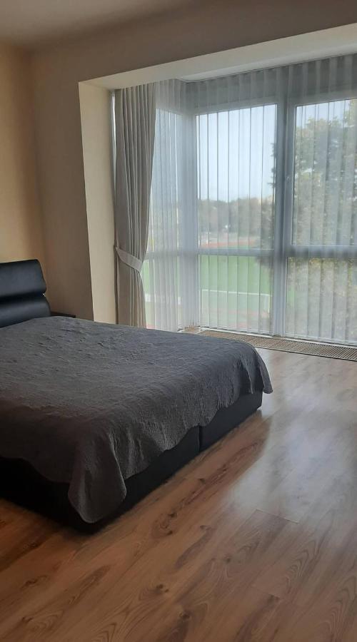 Jaukus Apartamentai Lägenhet Šiauliai Exteriör bild